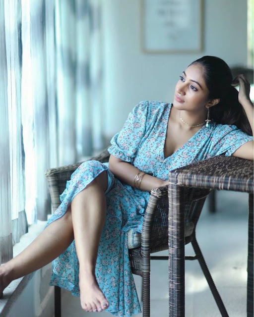 Actress Bommu Lakshmi Latest Hot Photo shoot Image Gallery 13